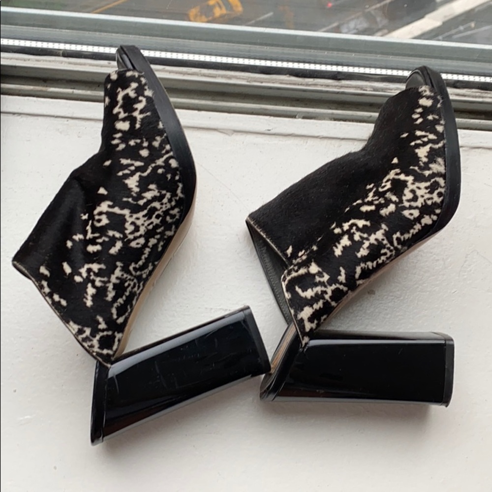 Pony hair patent leather heels